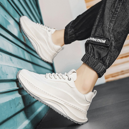 ELEWHVTË™ | Beige Sneakers