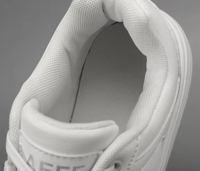 ELEWHVTË™ | Classic Low-Top Sneakers