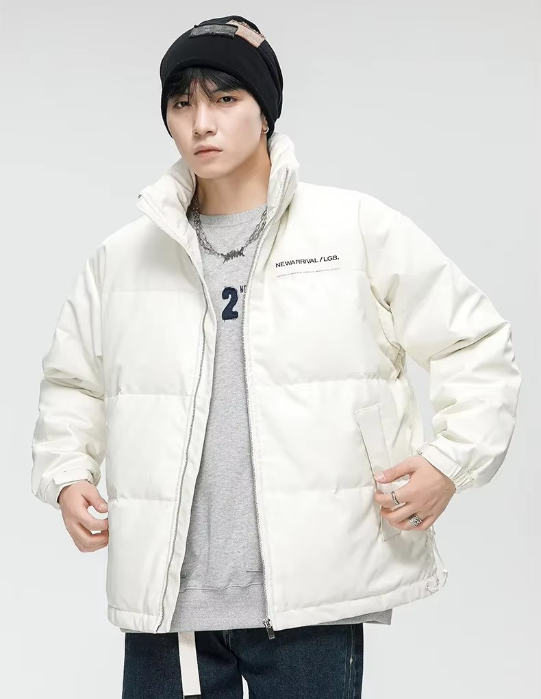 ELEWHVTË™ | NewArrival Jacket White Model Image Front